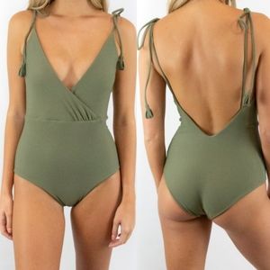CITRINE Cora One Piece / Moss Ribbed
